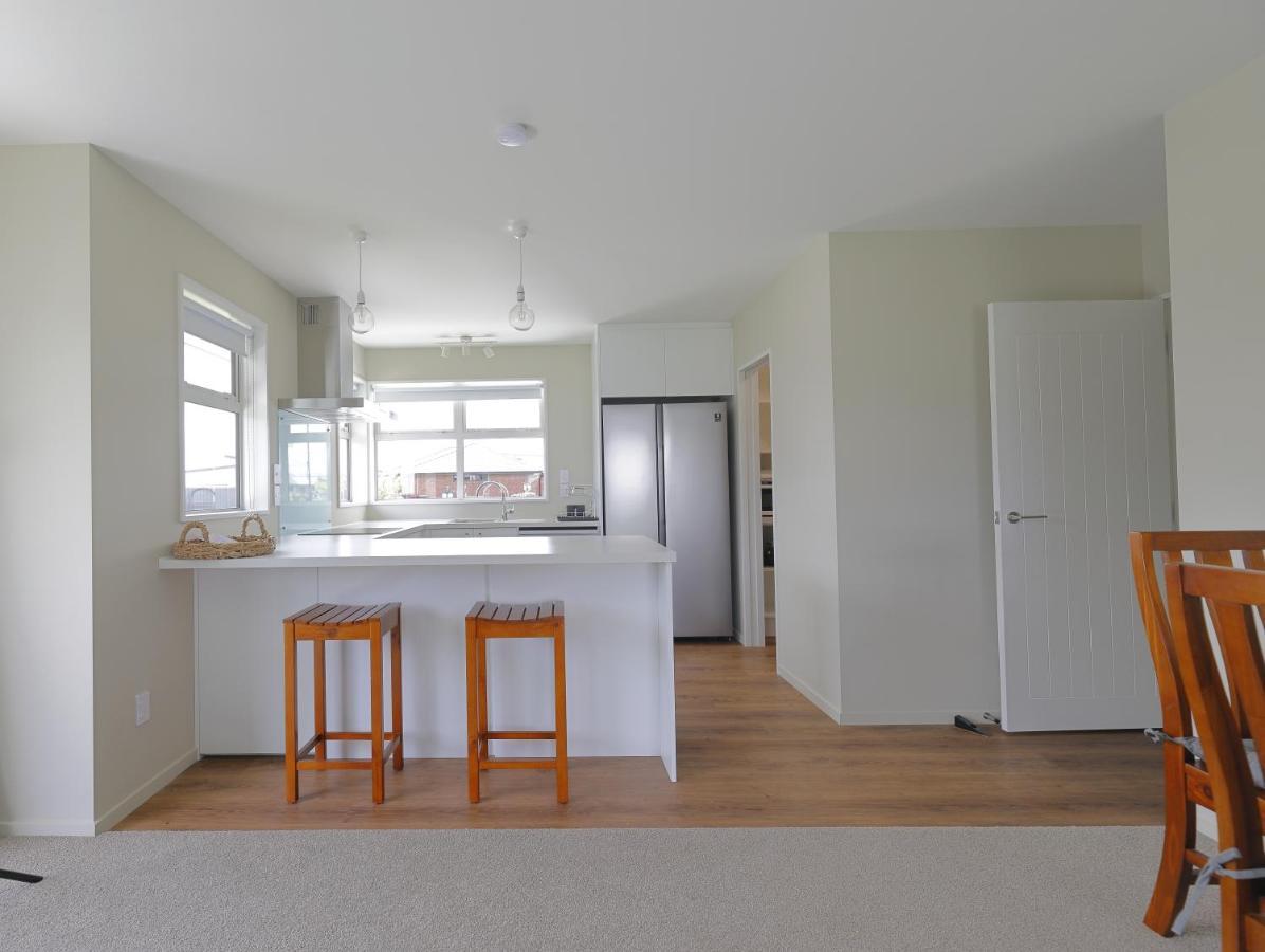 Fiordland Getaway - Te Anau Holiday Home Экстерьер фото